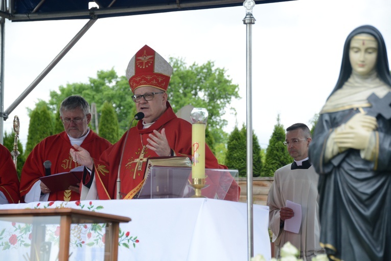 Głębinów. Eucharystia po ustanowieniu Sanktuarium św. Rity