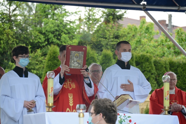 Głębinów. Eucharystia po ustanowieniu Sanktuarium św. Rity