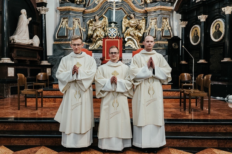 Łowicz. Święcenia diakonatu