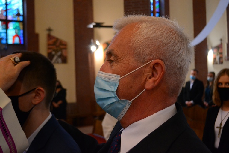 Brzesko. Bierzmowanie w Miłosierdziu, cz. 2