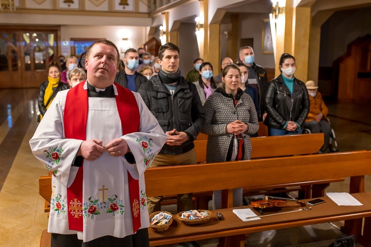 Kutno. Czuwanie przed Zesłaniem Ducha Świętego