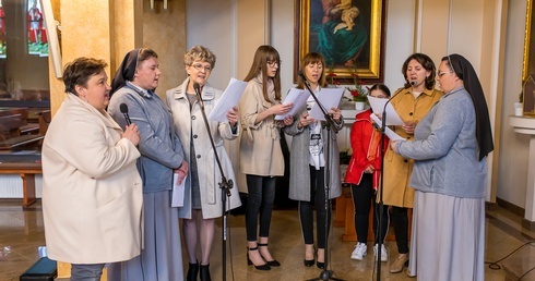 Kutno. Czuwanie przed Zesłaniem Ducha Świętego