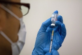 Zmiana w kwestii szczepienia drugą dawką