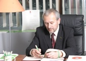 Napisał, że Kościół stoi tam, gdzie stało ZOMO. Partia Gowina chce, by był rzecznikiem praw obywatelskich