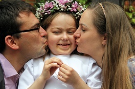 – Planu dalszego leczenia nie ma, bo wszystkie możliwości medyczne zostały już wyczerpane. Jesteśmy pod opieką Hospicjum dla Dzieci Dolnego Śląska „Formuła Dobra” – mówi Marcin.