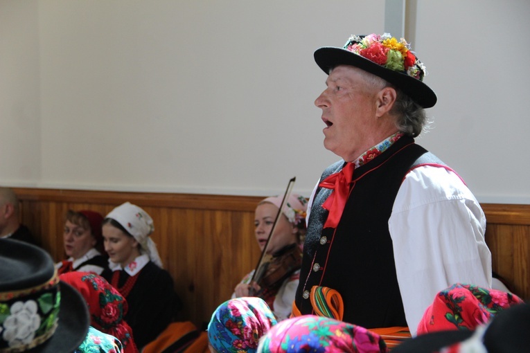 Msza św. w Żdżarach za śp. bp. Józefa Zawitkowskiego