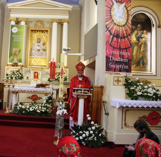 Msza św. w Żdżarach za śp. bp. Józefa Zawitkowskiego