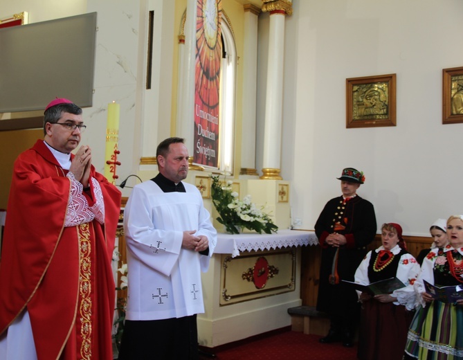 Msza św. w Żdżarach za śp. bp. Józefa Zawitkowskiego