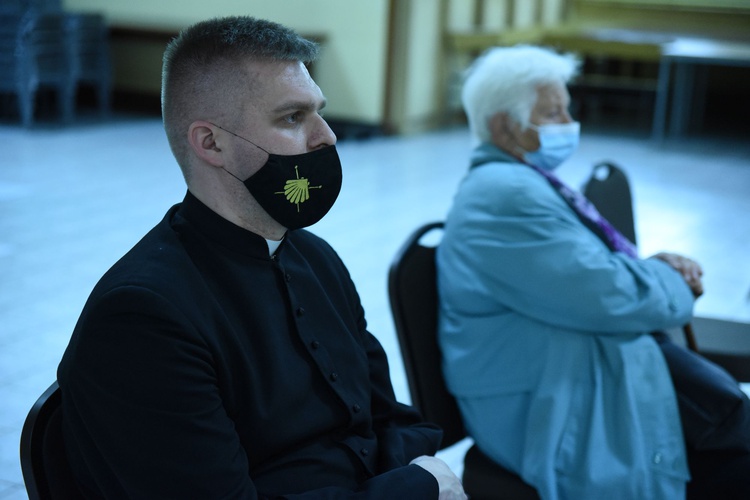 Książka o św. Jakubie w Brzesku