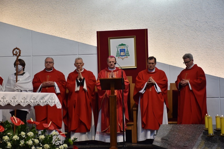 Wprowadzenie relikwii bł. Carlo Acutisa do bazyliki Morskiej