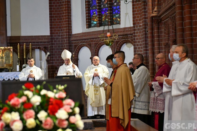 Żary. 40. rocznica śmierci Prymasa Tysiąclecia