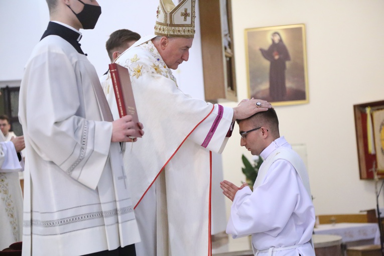 Tarnów. Święcenia kapłańskie 2021