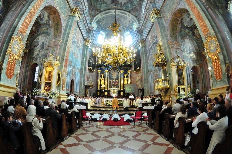 Święcenia kapłańskie w archikatedrze lubelskiej