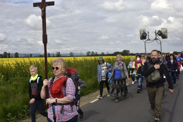 Pielgrzymka do Sulistrowiczek - cz. 1