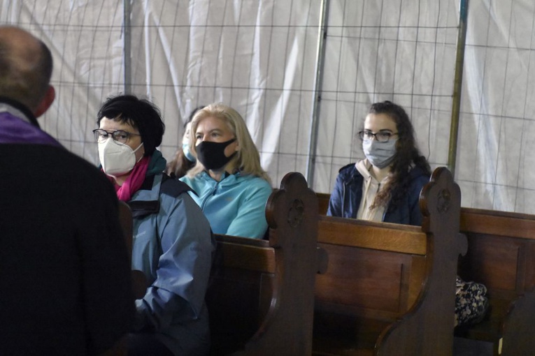 Pielgrzymka do Sulistrowiczek - cz. 1