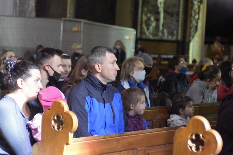 Pielgrzymka do Sulistrowiczek - cz. 1