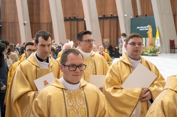 Święcenia kapłańskie w Świątyni Opatrzności Bożej