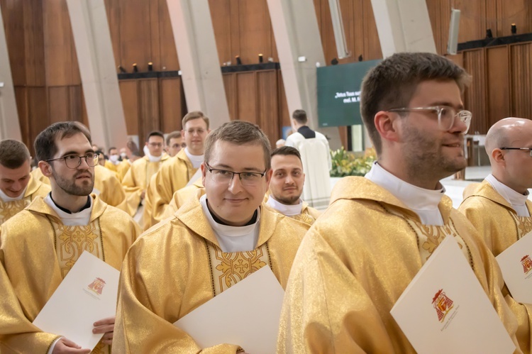 Święcenia kapłańskie w Świątyni Opatrzności Bożej