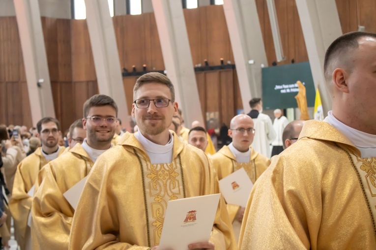 Święcenia kapłańskie w Świątyni Opatrzności Bożej