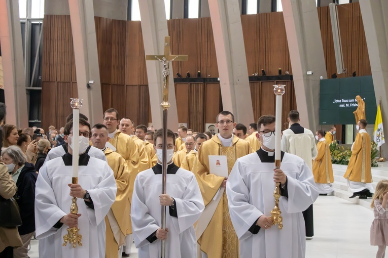 Święcenia kapłańskie w Świątyni Opatrzności Bożej