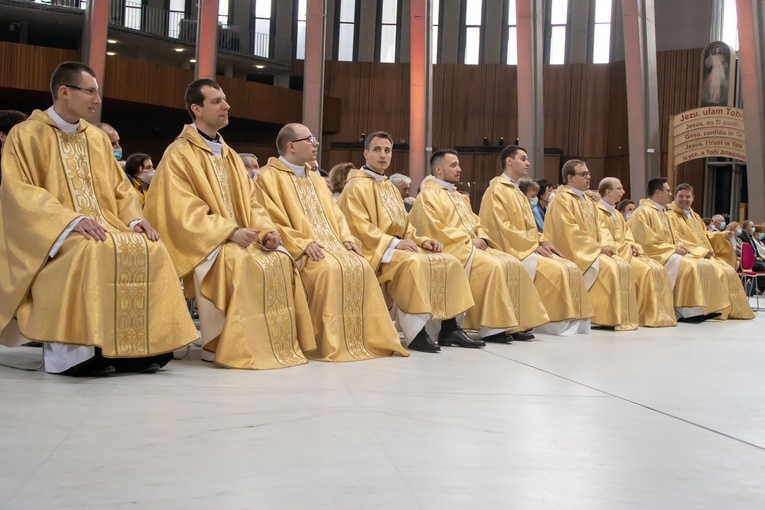Święcenia kapłańskie w Świątyni Opatrzności Bożej