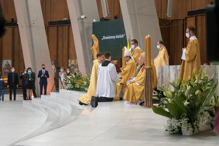Święcenia kapłańskie w Świątyni Opatrzności Bożej