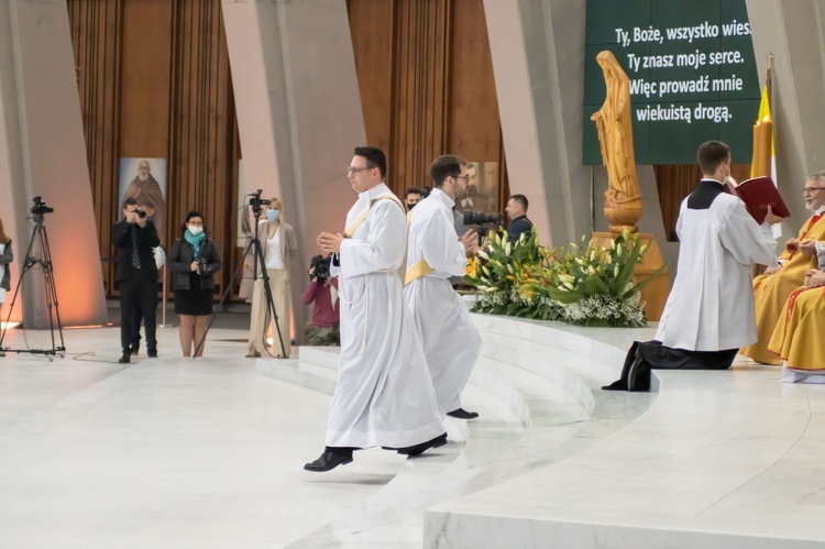 Święcenia kapłańskie w Świątyni Opatrzności Bożej