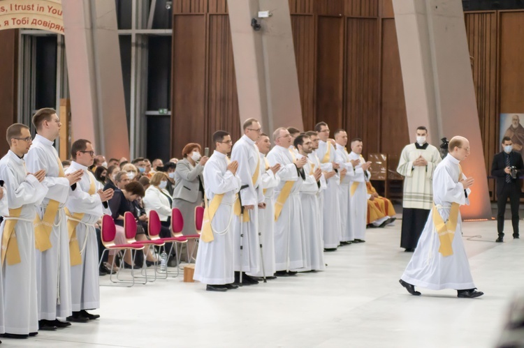 Święcenia kapłańskie w Świątyni Opatrzności Bożej