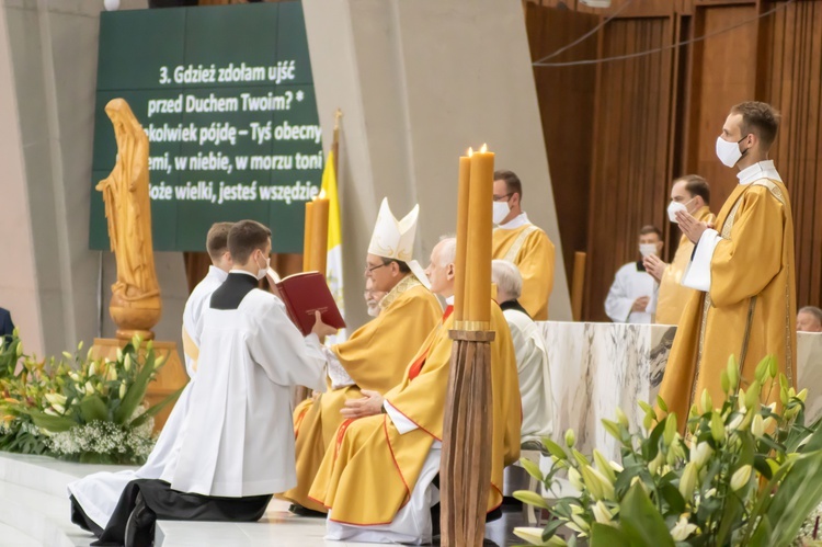 Święcenia kapłańskie w Świątyni Opatrzności Bożej