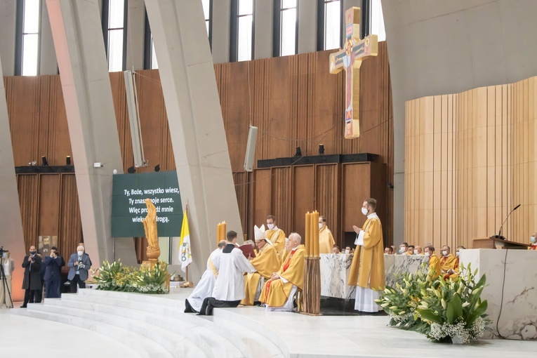 Święcenia kapłańskie w Świątyni Opatrzności Bożej