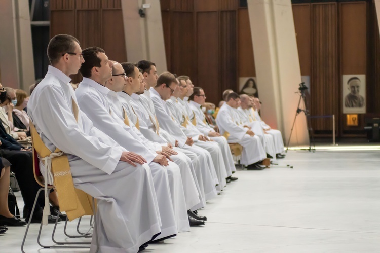 Święcenia kapłańskie w Świątyni Opatrzności Bożej