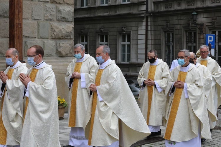 Święcenia kapłańskie w katedrze w Bielsku-Białej - 2021