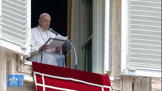 Franciszek: tajemnica Trójcy Świętej każe nam zabiegać o jedność Kościoła