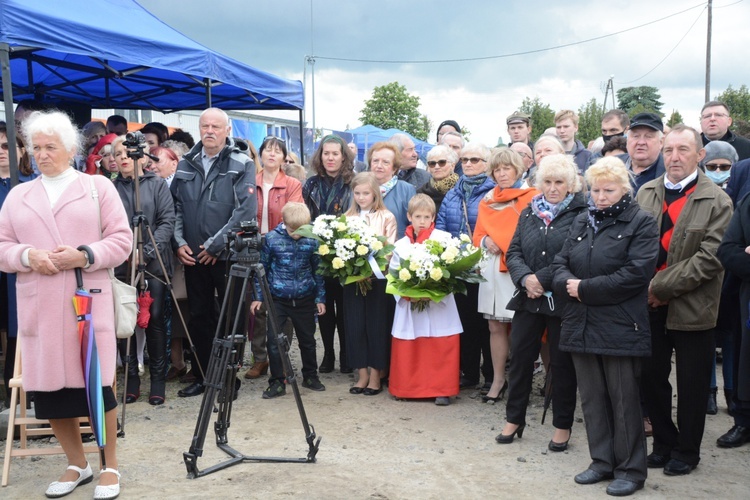 Kamień węgielny kościoła św. Jana Pawła II w Opolu