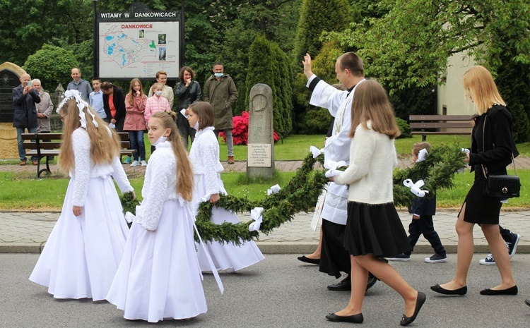 Prymicyjna Msza św. ks. Wojciecha Kamińskiego w Dankowicach