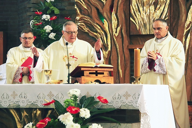 ▲	Ordynariusz diecezji przypomniał, by w nowy sposób realizować wskazania papieża Polaka.