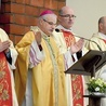▲	Spotkaniu w parafii pw. NMP Królowej Polski przewodniczył biskup M.  Mendyk.