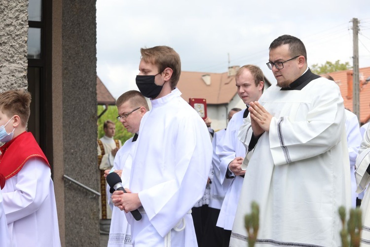 Prymicyjna Msza św. ks. Pawła Stawarczyka w Marklowicach Górnych