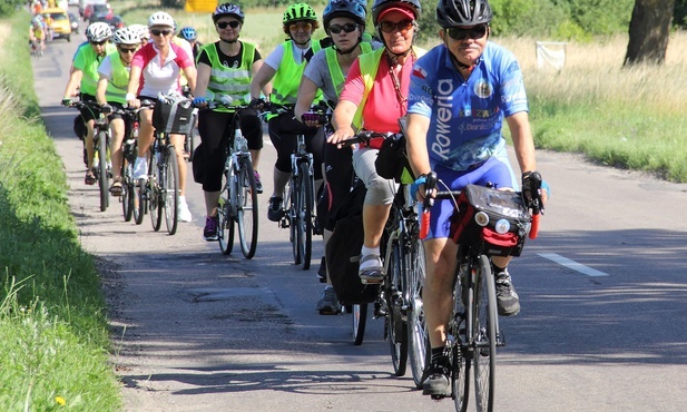 Z Wrocławia na Jasną Górę rowerem. 320 kilometrów radości i rekolekcji