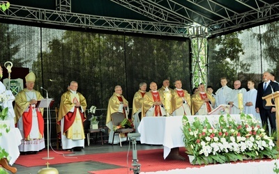 Podczas uroczystej Eucharystii sprawowanej w Cielądzu Zgromadzenie Ducha Świętego świętowało podwójny jubileusz.