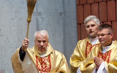 Poświęcenie kaplicy w Hospicjum Caritas