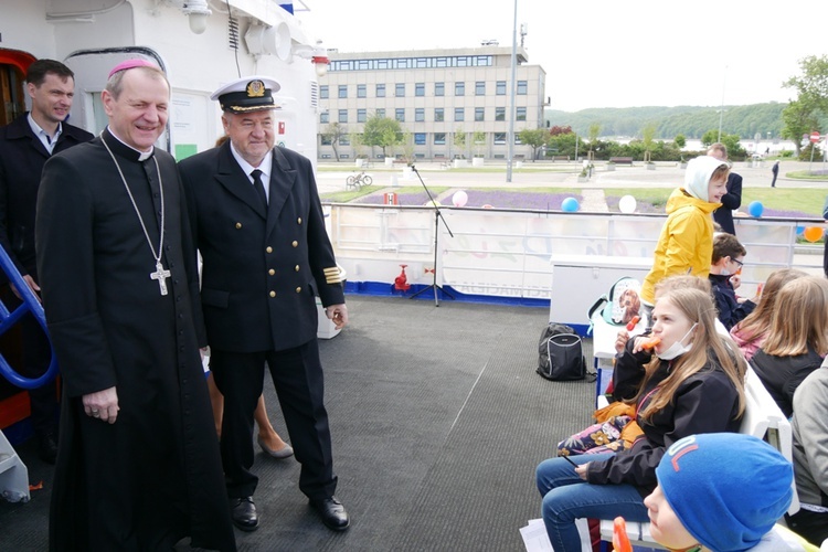 Rejs po Zatoce Gdańskiej z racji Dnia Dziecka