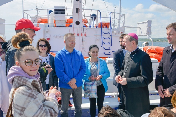 Rejs po Zatoce Gdańskiej z racji Dnia Dziecka