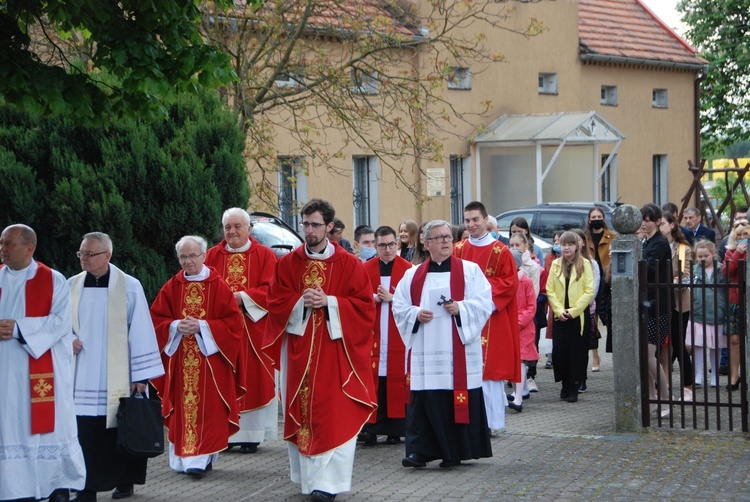 Prymicje w Pogorzeliskach