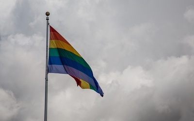 Ambasada USA przy Watykanie wywiesza flagę LGBT