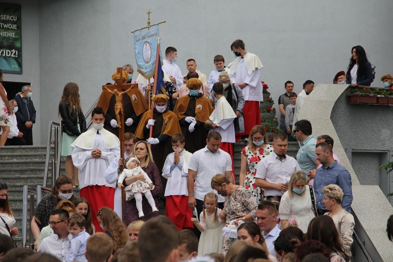 Tarnobrzeg. Procesja w parafii MBNP