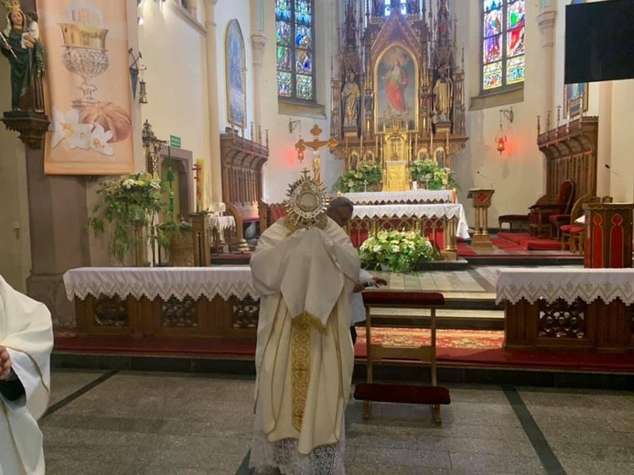 Boże Ciało w Nowej Rudzie Słupcu