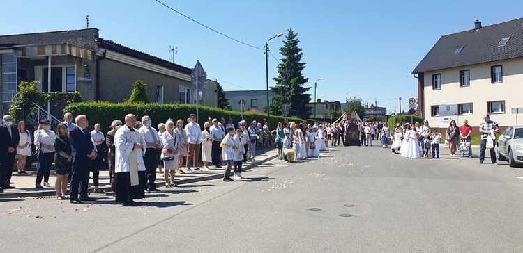 Boże Ciało w Parafii Najświętszego Serca Pana Jezusa w Ząbkowicach Śląskich