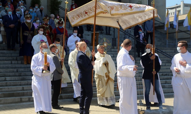 Katowice. Boże Ciało w katedrze 