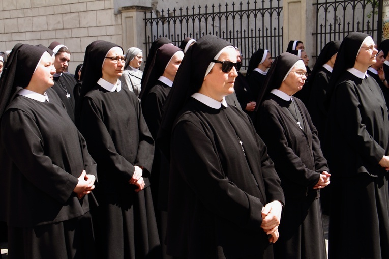 Boże Ciało 2021. Procesja z Wawelu na Rynek Główny